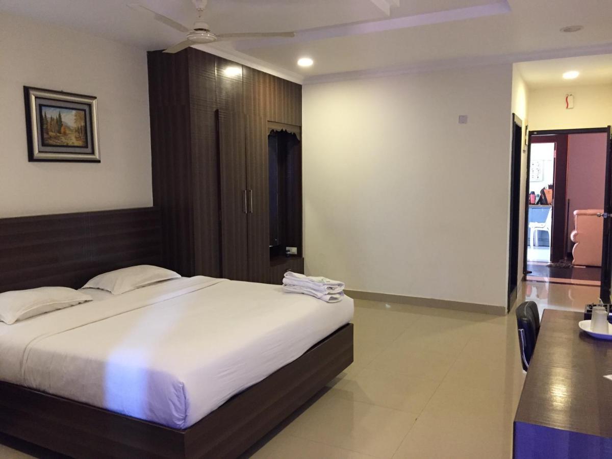 Hotel Green Park Suites Manipal Exterior photo