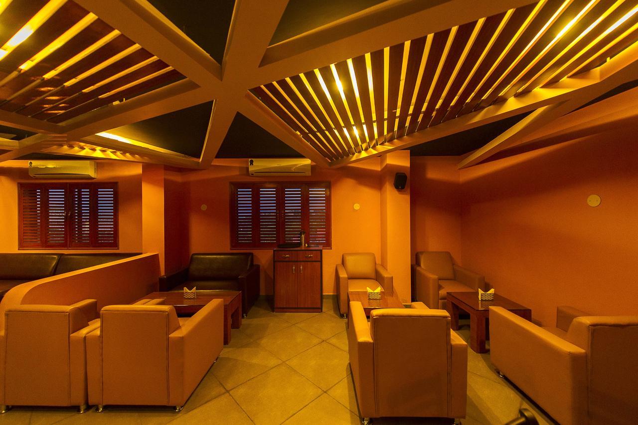 Hotel Green Park Suites Manipal Exterior photo